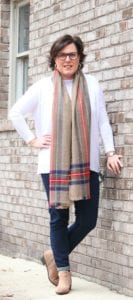 Fashion Over Forty: Scarves, Scarves, and More Scarves from THeHillHangout.com